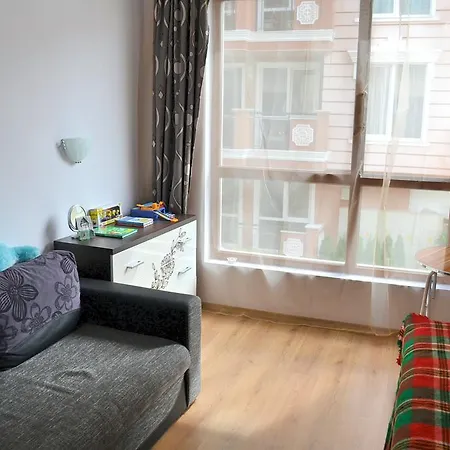 아파트 Balkan Breeze 7 One Bedroom Eh *